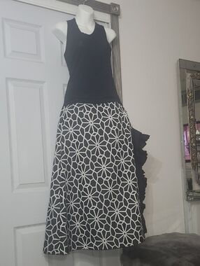 Black & White Italian Geometric Print A-Line Skirt